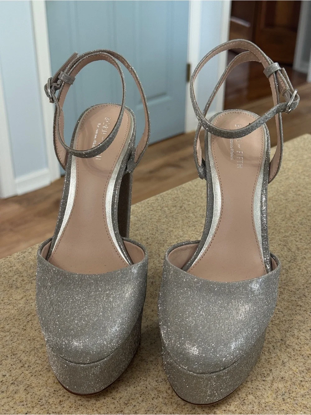 Born On Fifth Antonio Melani Silver Sparkle Platform Heels 9.5 New $129